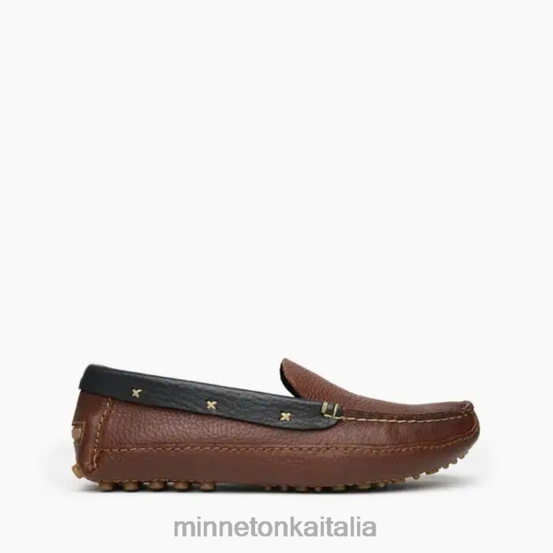 Minnetonka p.w. mocassino da guida uomini marrone con colletto nero calzature R864L392