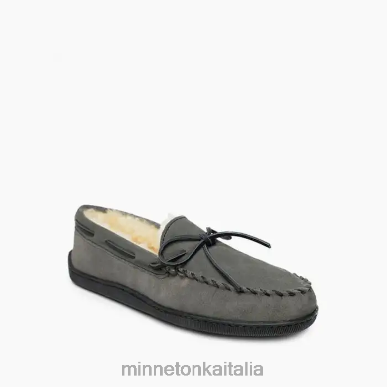 Minnetonka moc suola rigida in montone uomini grigio calzature R864L403